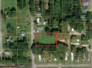 413 S Canal Street, Whiteville, NC 28472