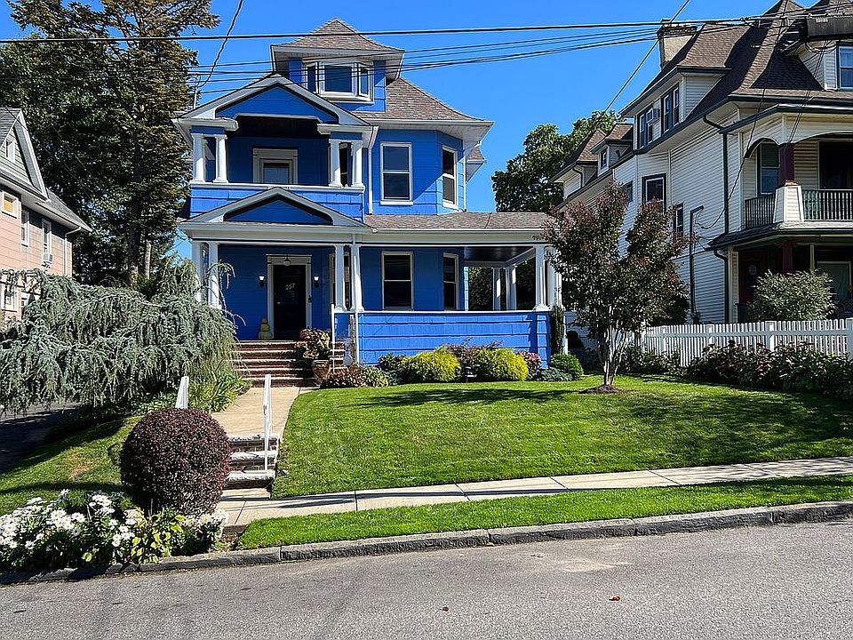2nd image of 257 Bement Ave