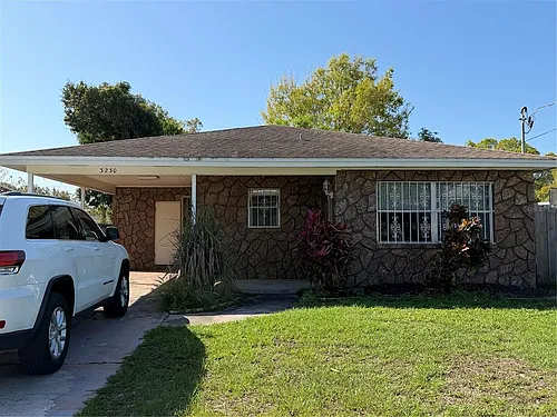 3230 W Saint Conrad St Photo 1