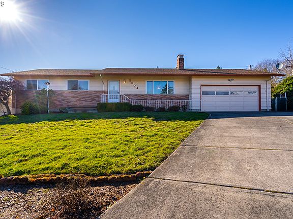 2nd image of 2904 NE 48th St