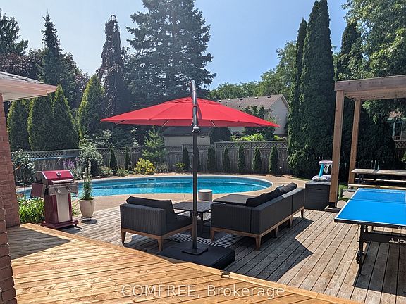 2nd image of 12 Millbridge Cres