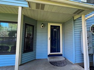 405 Timber Oaks Rd, Edison, NJ 08820