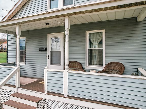 4th image of 536 1st Ave