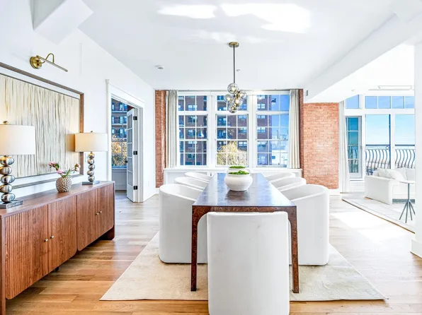 174 Washington Street image 12 of 32