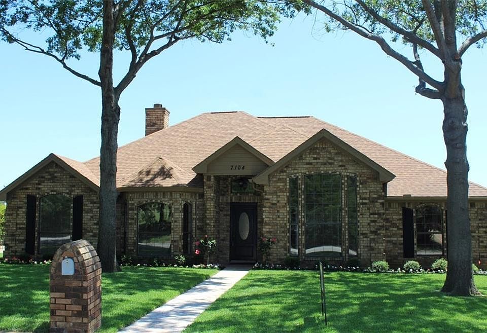 1st image of 7104 Lincoln Dr