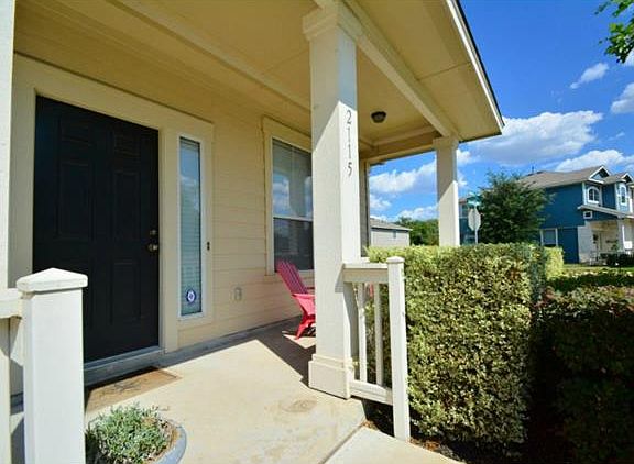4th image of 2115 Rockland Dr
