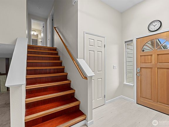 4th image of 3615 170th Street SW