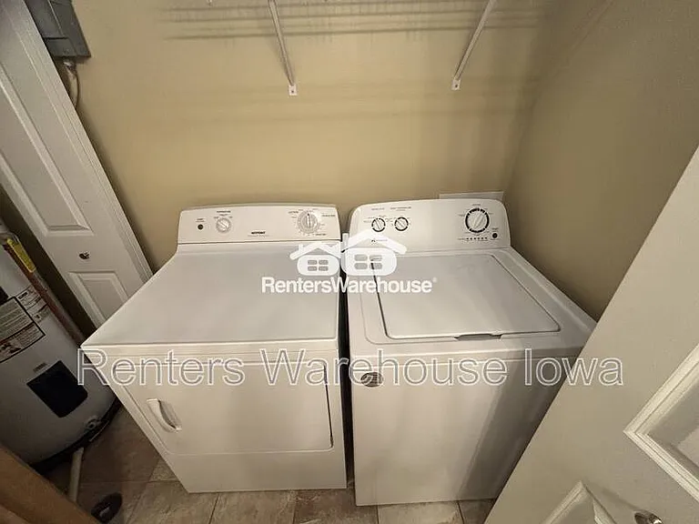 2000 Meadow Ct #204 — Photo 8