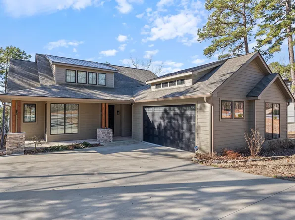 211 Cherokee Dr, Fairfield Bay, AR 72088