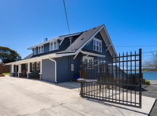 363 S Empire Blvd, Coos Bay, OR 97420