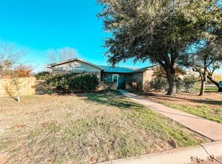 100 Sage Dr, Breckenridge, TX 76424