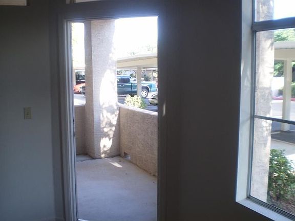 4th image of 3830 S Lakewood Pkwy #1061