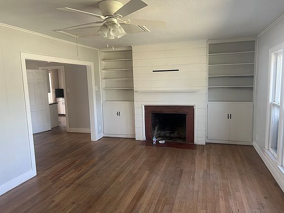 2nd image of 2311 Live Oak St