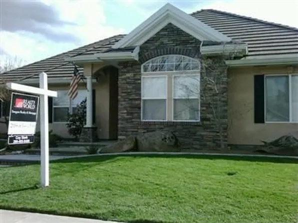 2250 Castleview Dr, Turlock, CA 95382