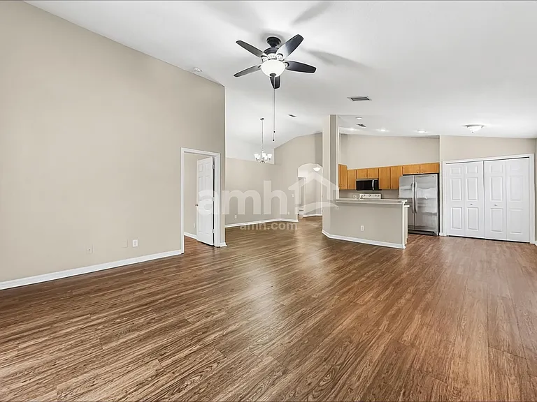 11330 Jim Ct — Photo 8