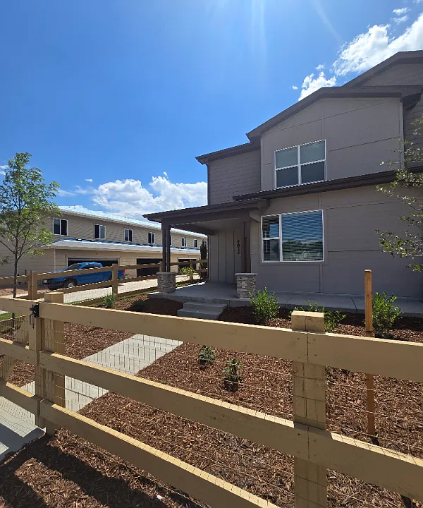 4833 Autumn Leaf Dr