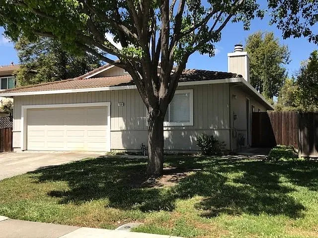 7009 Wineberry Way — Photo 1