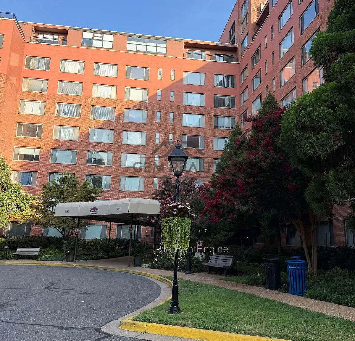 Studio, 1.0 bath, 378 sqft, $1,550 — Photo 3