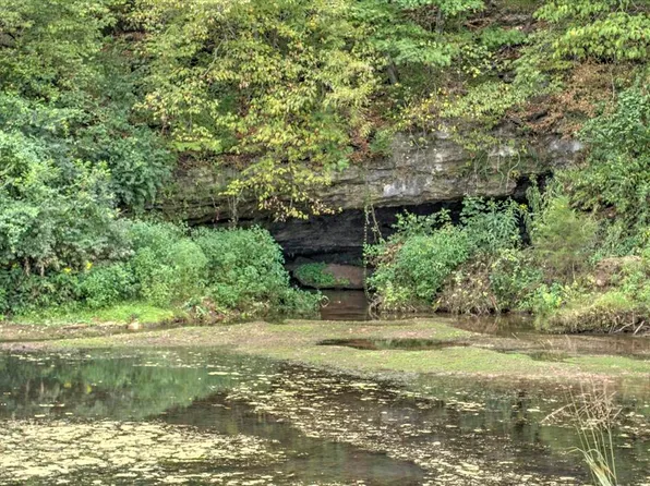 5011 N Farm Road 129, Springfield, MO 65803