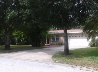 545 Corvette Dr, Largo, FL 33771