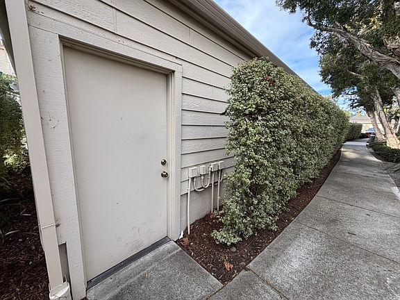 Back door to garage (the only garage in complex with back door)