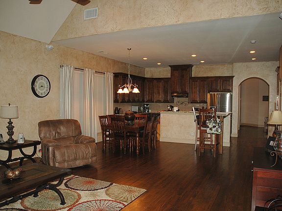 5th image of 417 Water Bridge Dr