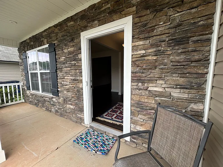 1464 Land Grove Dr — Photo 3