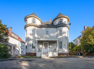 107 Vernon St, Worcester, MA 01610