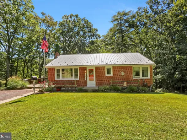 344 E Broad St, Williamstown, PA 17098