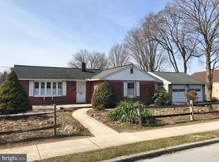 98 Hershey Ave, Lancaster, PA 17603