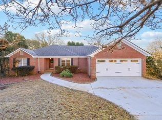 3415 S View Trl, Gainesville, GA 30506