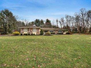 17 Lisa Ln, Morganville, NJ 07751