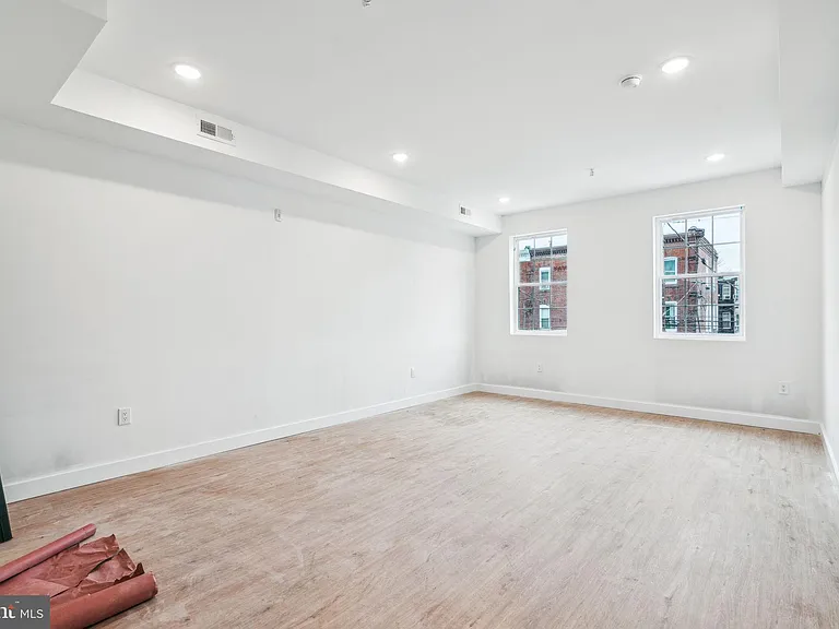 4243 Mantua Ave #2 — Photo 3