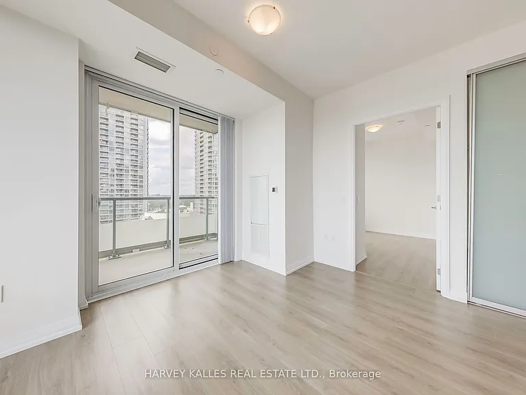 25 Holly St #2309 — Photo 8