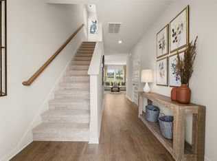 561 Emerson Ln, Westmoreland, TN 37186