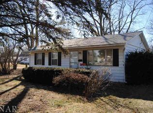 909 N Alexander St, Clinton, IL 61727