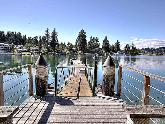 120 ft. +/- dock with Trex decking. 