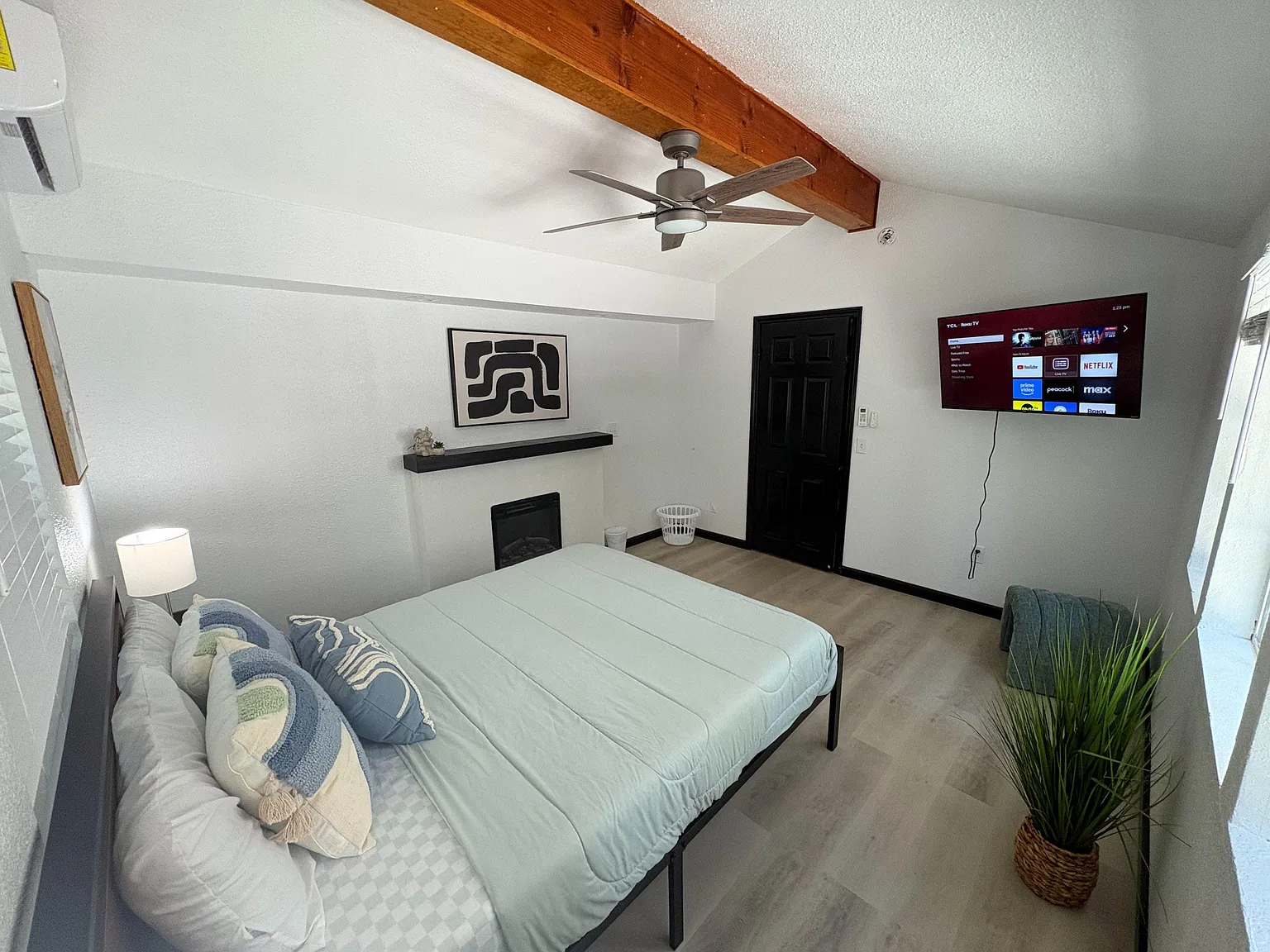 4 bed, 2.5 bath, 1500 sqft, $1,364 — Photo 4