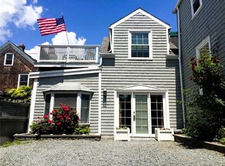 56 Prospect Hill St, Newport, RI 02840