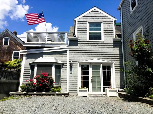 56 Prospect Hill St, Newport, RI
