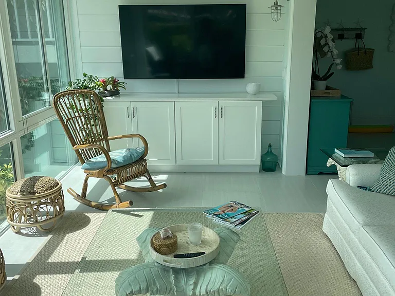 2100 Gulf Shore Blvd N #100 — Photo 15