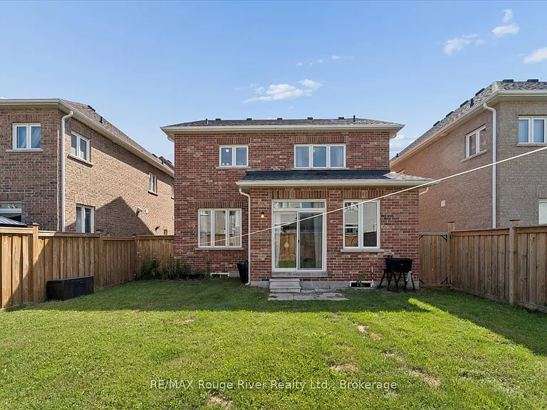 12 Bill Hutchinson Cres — Photo 48