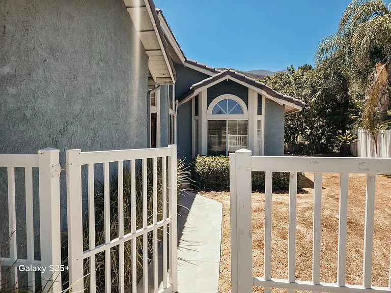 3470 Mountainside Dr — Photo 16