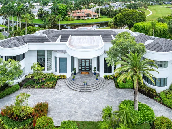 7027 Queenferry Circle, Boca Raton, FL 33496