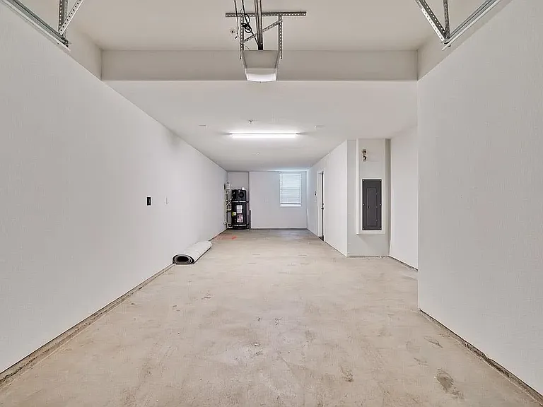536 Somi Ct — Photo 40