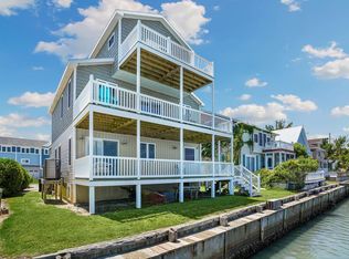 6176 Marsh Island Dr, Chincoteague Island, VA 23336
