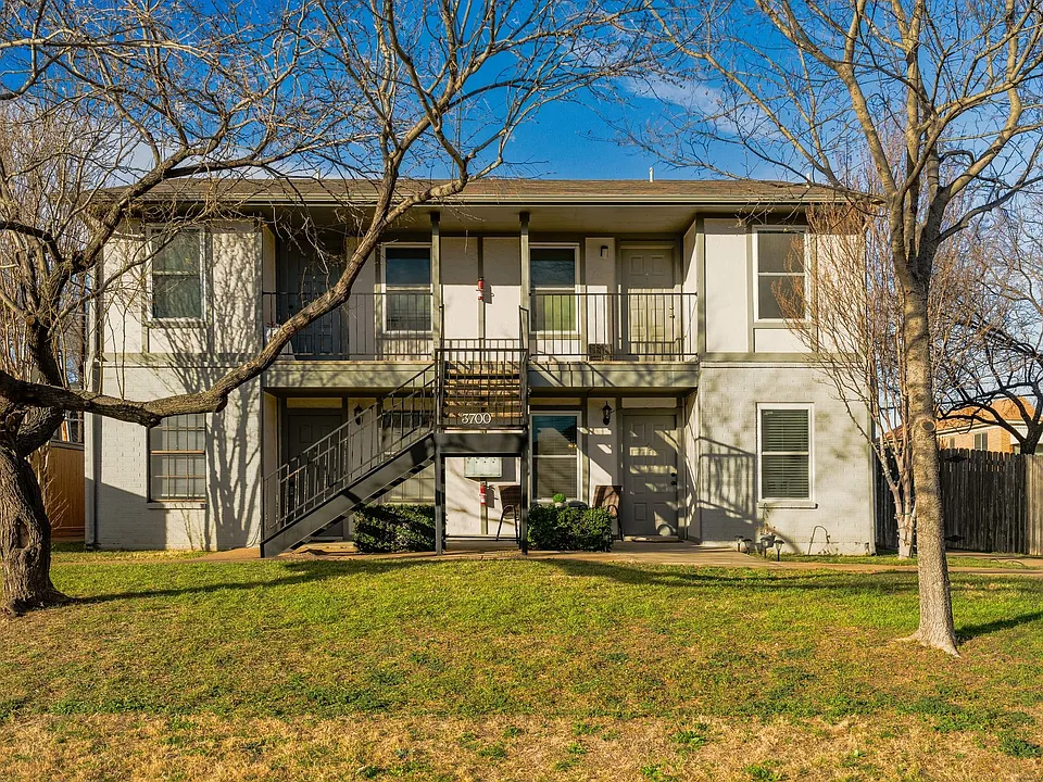 3700 Washburn Ave #D