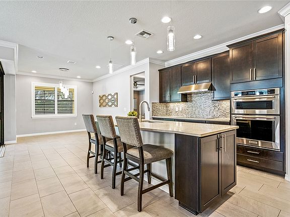 4th image of 5307 Antigua Cir