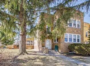 8126 Kenneth Ave, Skokie, IL 60076