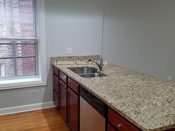 3rd image of 7363 N Ashland Blvd APT 3